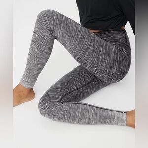 Aerie Chill Play Ombré Women’s Leggings in a Green Tone Size XS Workout Wear